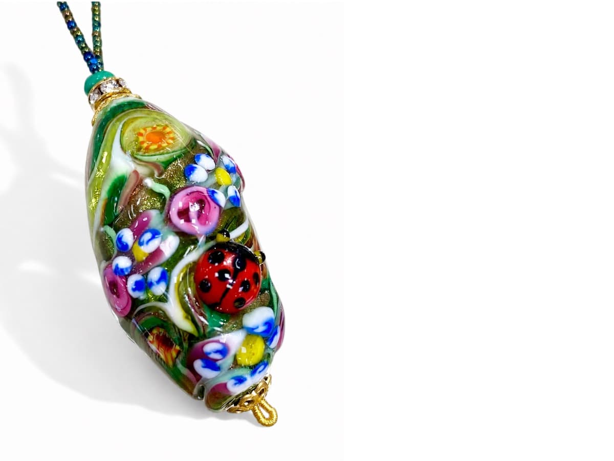 Venetian glass bead necklace handcrafted by Maurizio Lotter 03